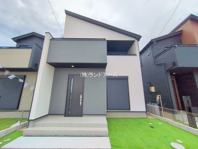 一宮市篭屋7棟 2工区_4号棟_20250918_9_0803505 - 株式会社ランドアーズ|名古屋の一戸建て(建売・中古戸建)・中古マンション・賃貸管理・不動産売却 建売住宅の外観写真(一宮市篭屋7棟-2工区_4号棟・タクトホーム/グラファーレ)