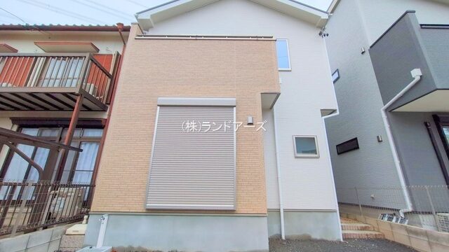 建売住宅の外観写真（刈谷市泉田町絵下城_2号棟・アイダ設計/いろどりアイタウン）