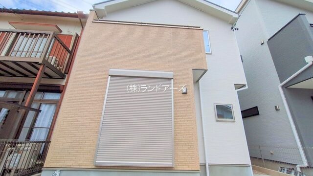 建売住宅の外観写真（刈谷市泉田町絵下城_2号棟・アイダ設計/いろどりアイタウン）
