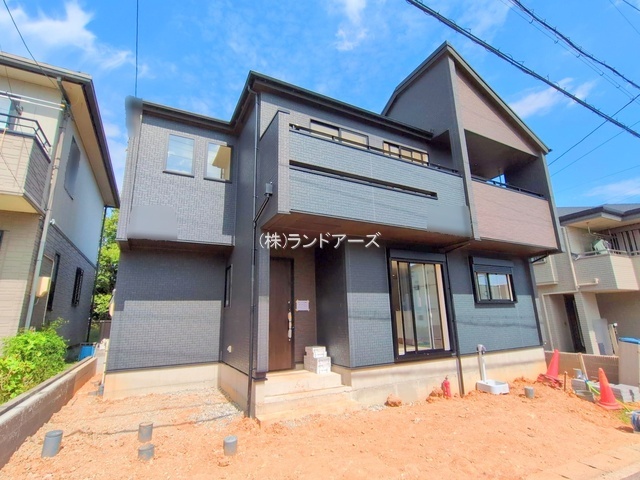 半田市上池町2丁目_1号棟_20250930_12_0835443 - 株式会社ランドアーズ|名古屋の一戸建て(建売・中古戸建)・中古マンション・賃貸管理・不動産売却 建売住宅の外観写真(半田市上池町2丁目_1号棟・東栄住宅/ブルーミングガーデン)