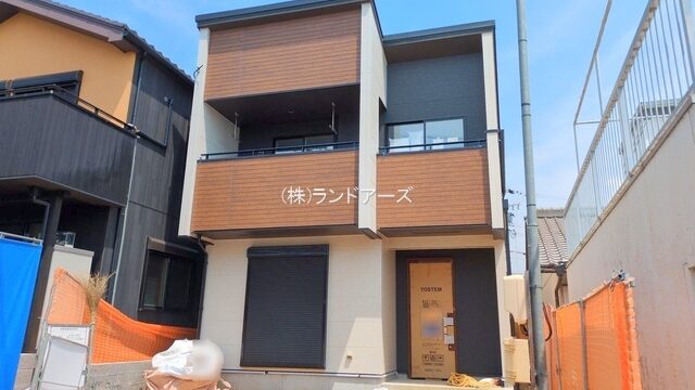 建売住宅の外観写真（半田市大池町2丁目_1号棟・東栄住宅/ブルーミングガーデン）