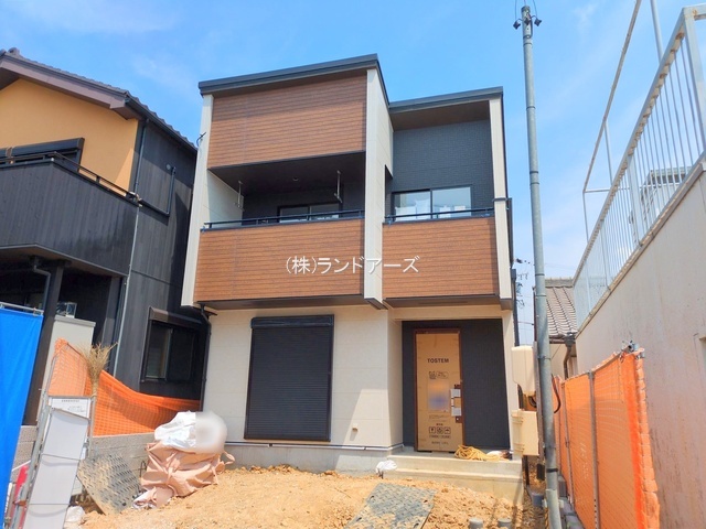 半田市大池町2丁目_1号棟_20250804_1_0828004 - 株式会社ランドアーズ|名古屋の一戸建て(建売・中古戸建)・中古マンション・賃貸管理・不動産売却 建売住宅の外観写真(半田市大池町2丁目_1号棟・東栄住宅/ブルーミングガーデン)
