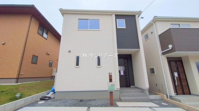 建売住宅の外観写真（半田市平地馬場町_2号棟・一建設/リーブルガーデン）