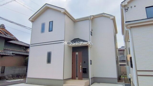 建売住宅の外観写真（小牧市三ツ渕2期_B号棟/飯田産業/ハートフルタウン）