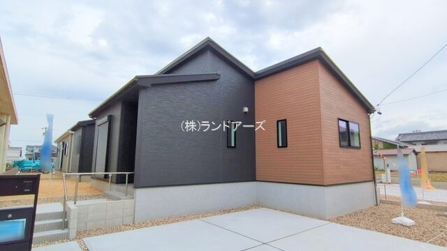 建売住宅の外観写真（常滑保示町6丁目24-1期_4号棟・アイディホーム/リナージュ）