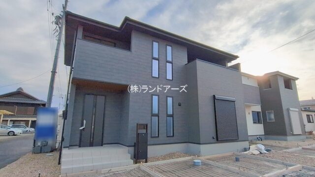 建売住宅の外観写真（常滑市西之口2丁目_2号棟・一建設/リーブルガーデン）