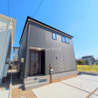 建売住宅の外観写真（常滑市西之口2丁目_5号棟・一建設/リーブルガーデン）