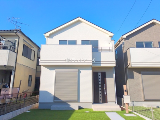 弥富市平島東_A号棟_20250930_18_0812498 - 株式会社ランドアーズ|名古屋の一戸建て(建売・中古戸建)・中古マンション・賃貸管理・不動産売却 建売住宅の外観写真(弥富市平島東_A号棟/飯田産業/ハートフルタウン)
