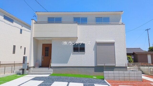 建売住宅の外観写真（東浦町緒川8期5棟_2号棟・タクトホーム/グラファーレ）