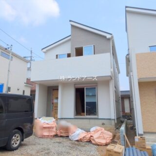 建売住宅の外観写真（東浦町緒川8期5棟_4号棟・タクトホーム/グラファーレ）