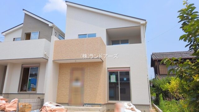 建売住宅の外観写真（東浦町緒川8期5棟_5号棟・タクトホーム/グラファーレ）