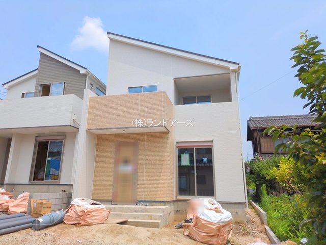 東浦町緒川8期5棟_5号棟_20250703_1_0803319 - 株式会社ランドアーズ|名古屋の一戸建て(建売・中古戸建)・中古マンション・賃貸管理・不動産売却 建売住宅の外観写真(東浦町緒川8期5棟_5号棟・タクトホーム/グラファーレ)