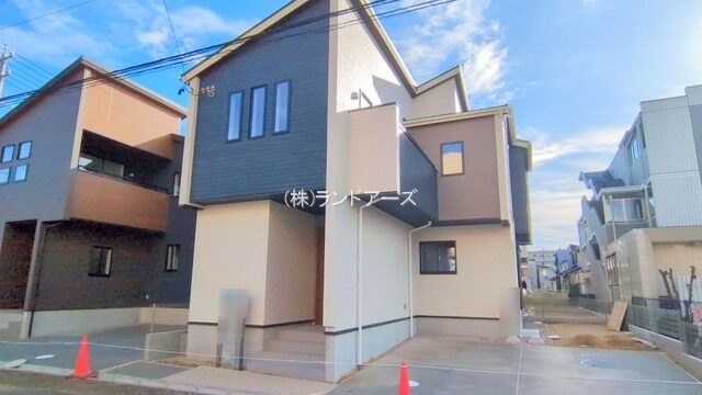 建売住宅の外観写真（清須市西枇杷島町城並2丁目_4号棟・東栄住宅/ブルーミングガーデン）