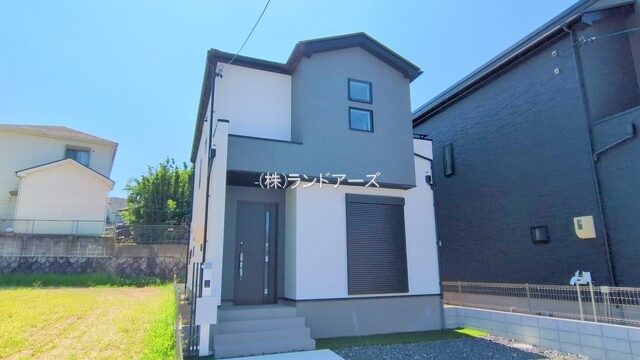 建売住宅の外観写真（瀬戸市山の田町3棟_1号棟・タクトホーム/グラファーレ）