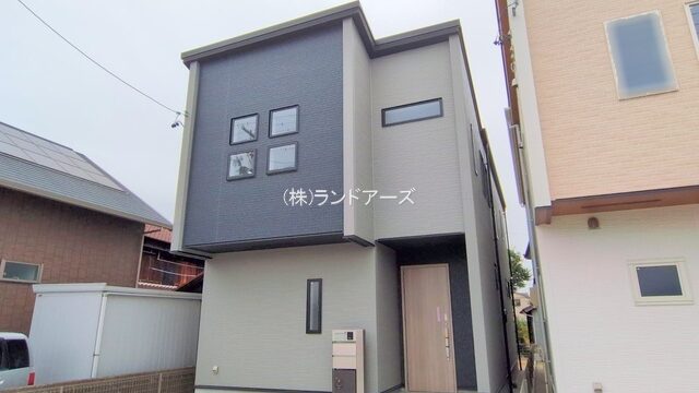 建売住宅の外観写真（知多市八幡汐海道_2号棟・東栄住宅/ブルーミングガーデン）