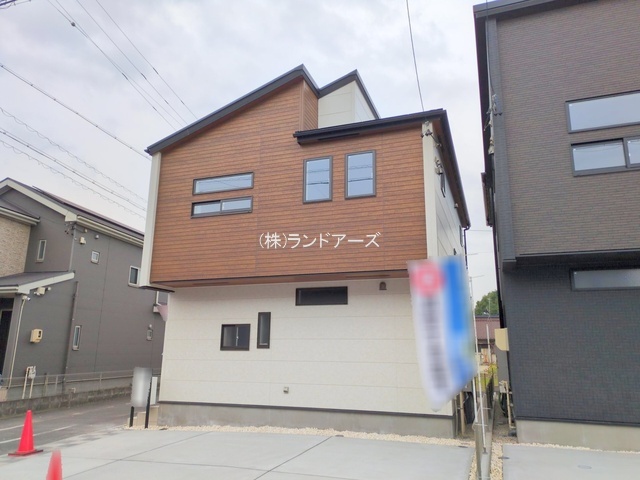 建売住宅の外観写真（知多市八幡荒井_2号棟・東栄住宅/ブルーミングガーデン）