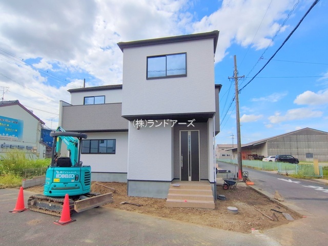 一宮市木曽川町門間1期_1号棟_20250919_1_0838080 - 株式会社ランドアーズ|名古屋の一戸建て(建売・中古戸建)・中古マンション・賃貸管理・不動産売却 建売住宅の外観写真(一宮市木曽川町門間1期_1号棟・ケイアイプランニング/Terrechez)