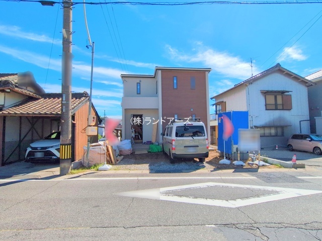 刈谷市小垣江駅前_1号棟_20251006_1_0840137 - 株式会社ランドアーズ|名古屋の一戸建て(建売・中古戸建)・中古マンション・賃貸管理・不動産売却 建売住宅の外観写真(刈谷市小垣江駅前_1号棟・一建設/リーブルガーデン)