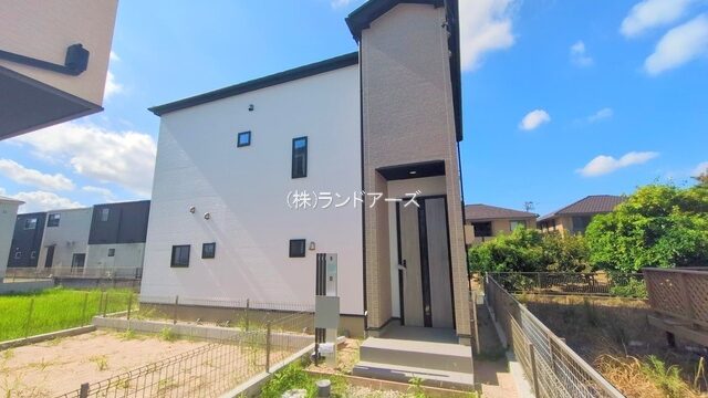 建売住宅の外観写真（大治町堀之内4期2棟_2号棟・タクトホーム/グラファーレ）