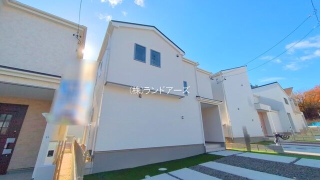 建売住宅の外観写真（尾張旭市平子町北5棟_4号棟・タクトホーム/グラファーレ）