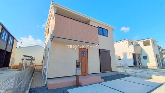 建売住宅の外観写真（春日井市東野町西二丁目_1号棟・一建設/リーブルガーデン）