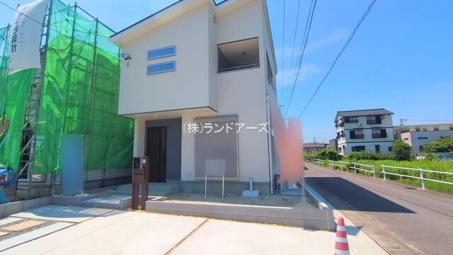 建売住宅の外観写真（江南市宮後町砂場東23－P1_3号棟・アイダ設計/いろどりアイタウン）