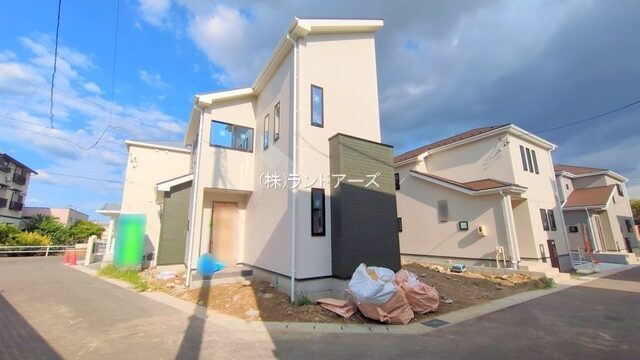 建売住宅の外観写真（江南市宮後町砂場東23－P1_7号棟・アイダ設計/いろどりアイタウン）