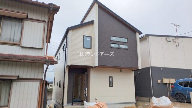 建売住宅の外観写真（知多市八幡東大清水_1号棟・東栄住宅/ブルーミングガーデン）