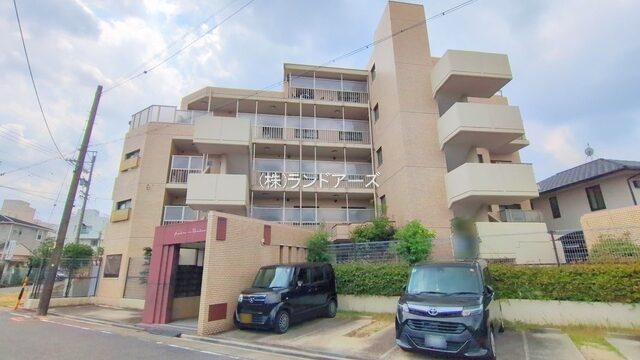 中古マンションの外観写真（グランドメゾン上野公園_A-3号室）