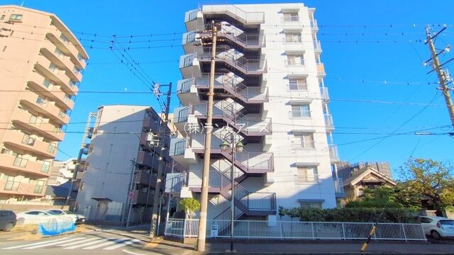 中古マンションの外観写真（一宮サンハイツ_403号室）