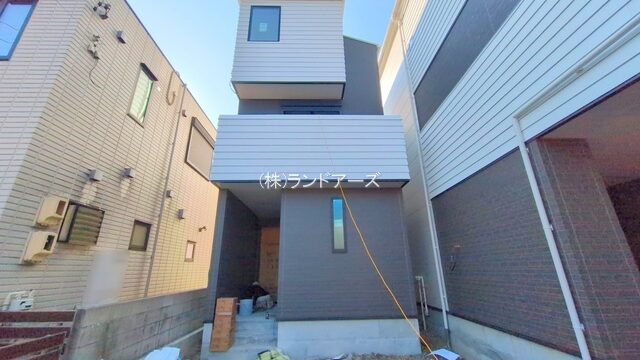 建売住宅の外観写真（南区桜台207【4】_3号棟・メルディア）