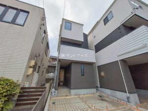 建売住宅の外観写真（南区桜台207【4】_3号棟・メルディア）