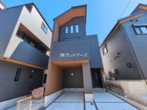 建売住宅の外観写真（南区桜台207【4】_4号棟・メルディア）