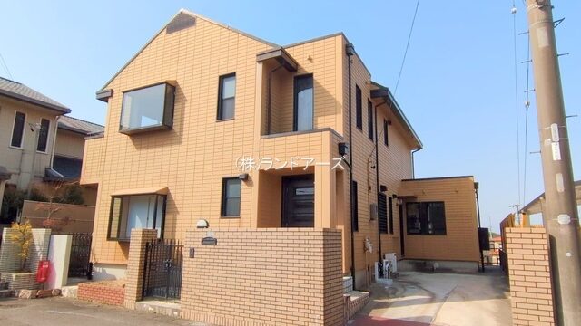 大府市共西町5丁目67-39の中古戸建