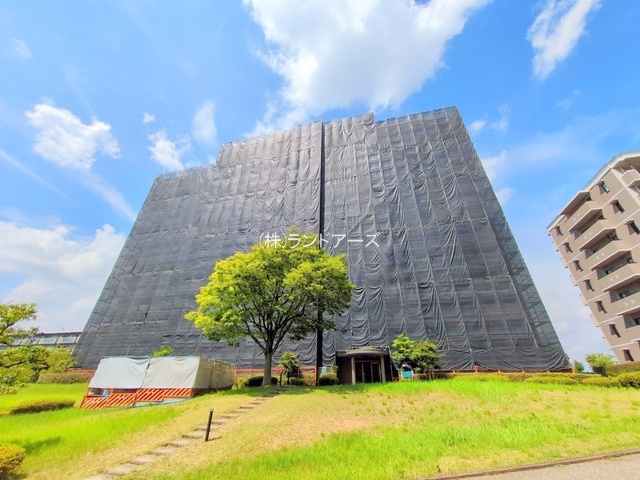 中古マンションの外観写真（桃花台パークヒルズ参番館_201号室）