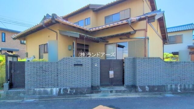 稲沢市平和町光和1の中古戸建
