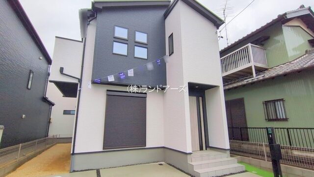 建売住宅の外観写真（北名古屋市中之郷2期4棟_4号棟・タクトホーム/グラファーレ）