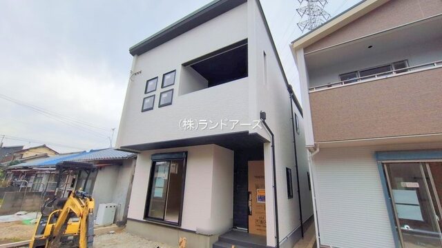 建売住宅の外観写真（北名古屋市熊之庄新宮_3号棟・東栄住宅/ブルーミングガーデン）