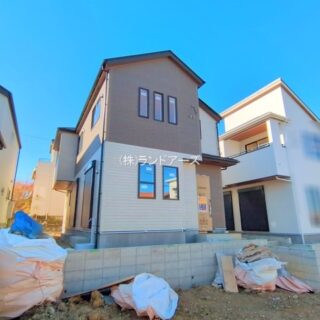 建売住宅の外観写真（名古屋市名東区梅森坂3丁目3307_2号棟・東栄住宅/ブルーミングガーデン）