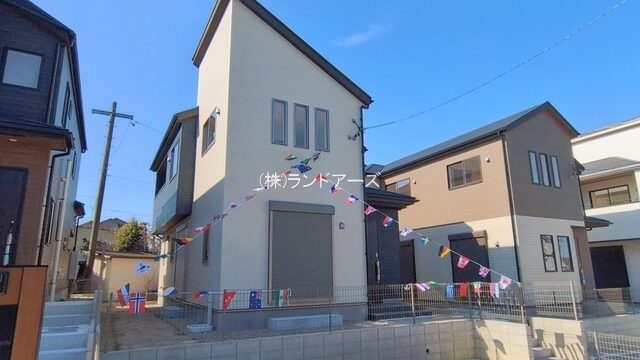 建売住宅の外観写真（名古屋市名東区梅森坂3丁目3307_3号棟・東栄住宅/ブルーミングガーデン）
