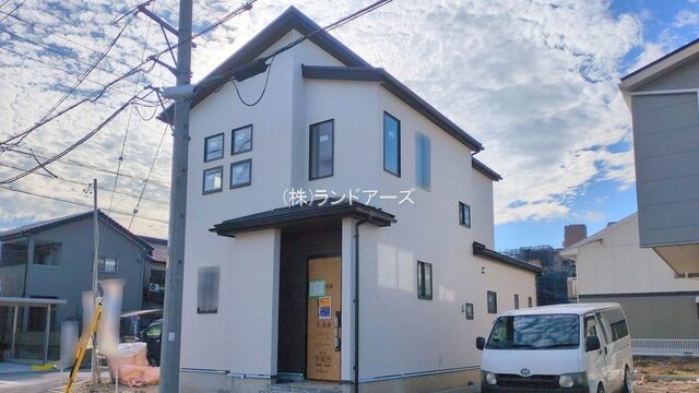 建売住宅の外観写真（名古屋市港区小賀須3丁目_2号棟・東栄住宅/ブルーミングガーデン）