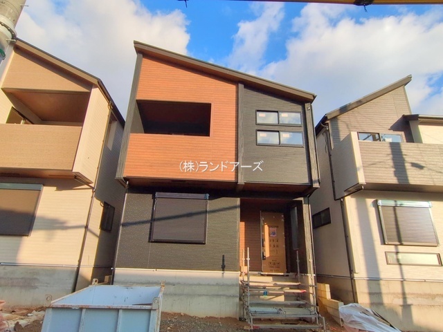 建売住宅の外観写真（東海市富貴ノ台4丁目_2号棟・東栄住宅/ブルーミングガーデン）