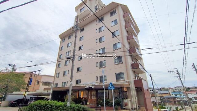 中古マンションの外観写真（猫ヶ洞ハイツ_702号室）