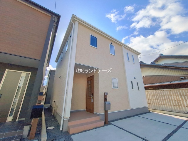 建売住宅の外観写真（豊山町豊場新田町_1号棟・一建設/リーブルガーデン）
