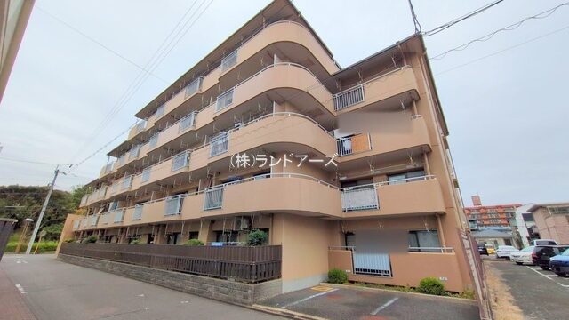 中古マンションの外観写真（グリーンシティ弥生_203号室）