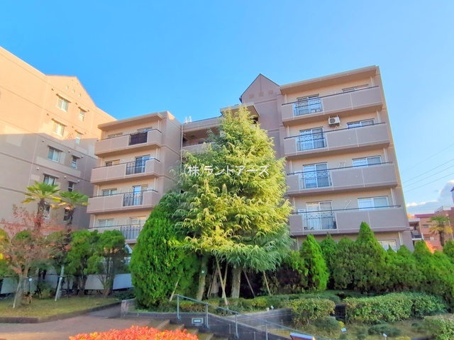 中古マンションの外観写真(リバピア中央台7号棟_401号室)