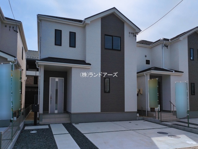 建売住宅の外観写真（北名古屋市薬師寺_B号棟/飯田産業/ハートフルタウン）