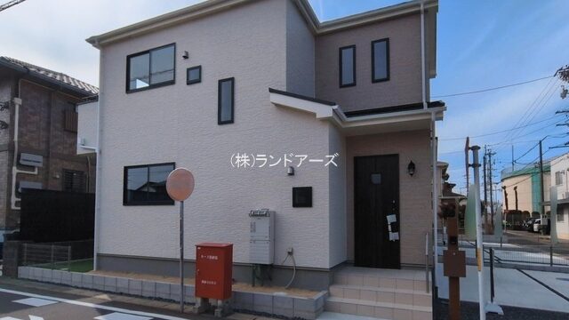 建売住宅の外観写真（北名古屋市薬師寺_C号棟/飯田産業/ハートフルタウン）