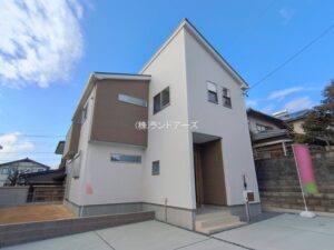 春日井市第6坂下町_20260130_1_0855270 - 株式会社ランドアーズ|名古屋の一戸建て(建売・中古戸建)・中古マンション・賃貸管理・不動産売却 建売住宅の外観写真(春日井市第6坂下町・ファースト住建/ファーストタウン)
