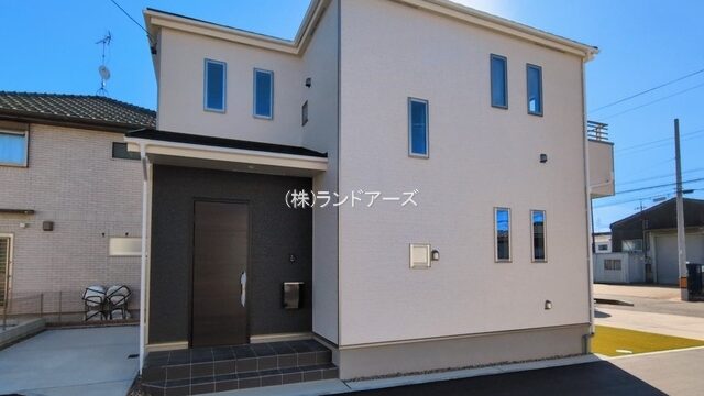 建売住宅の外観写真（あま市新居屋7期_E号棟/ハートフルタウン）